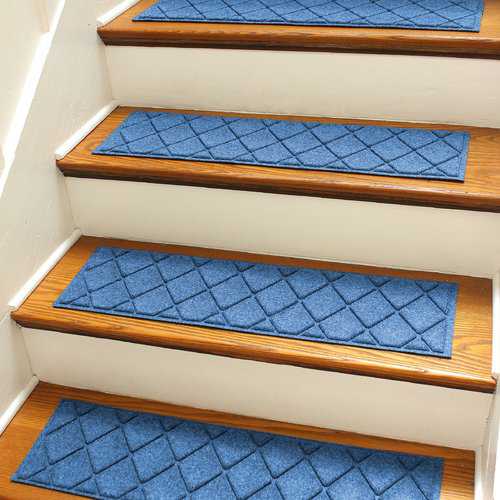 Darby Home Co Aqua Gretchen Medium Blue Argyle Stair Tread (Set of 4)