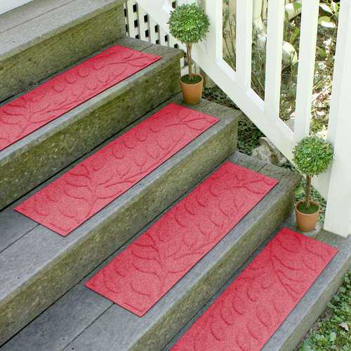 Bungalow Flooring Aqua Shield Solid Red Brittany Leaf Stair Tread (Set of 4)